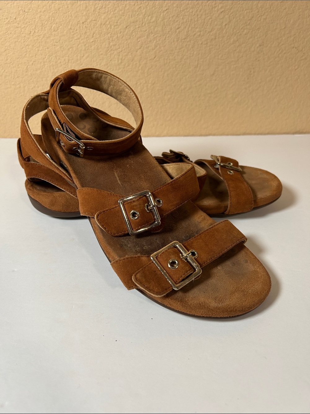 Vionic Brown Suede Double-Buckle Ankle Strap Sandals